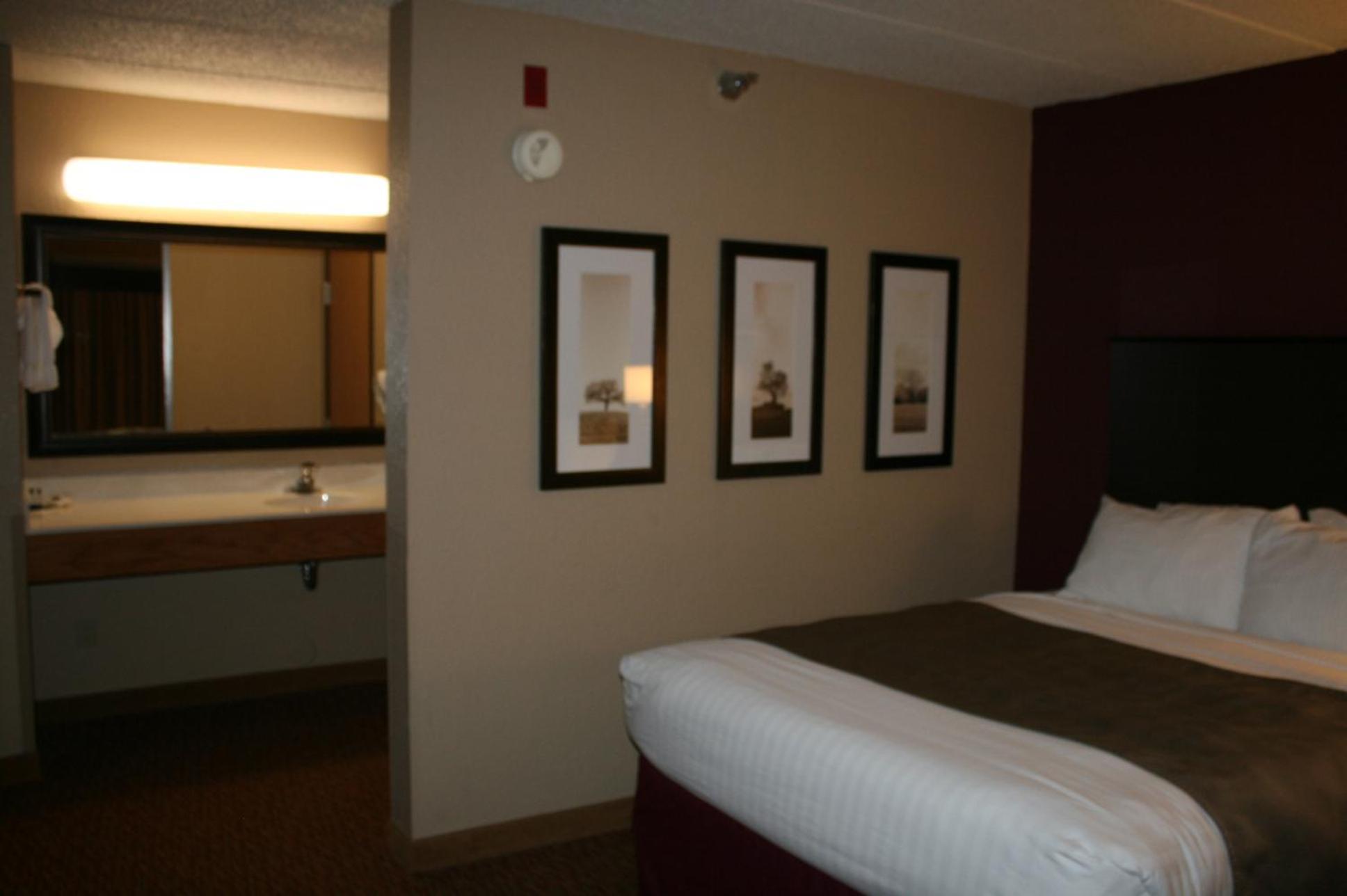 Americinn By Wyndham Osceola Εξωτερικό φωτογραφία