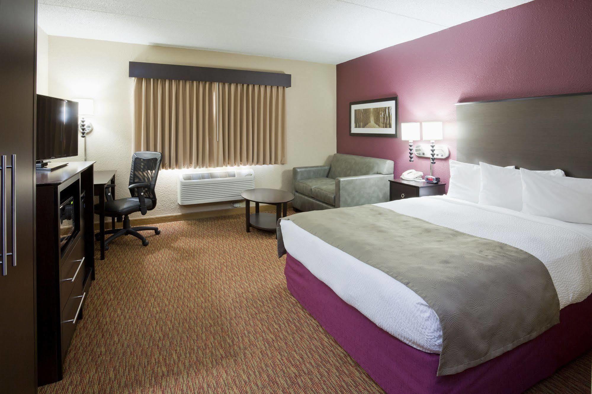 Americinn By Wyndham Osceola Εξωτερικό φωτογραφία