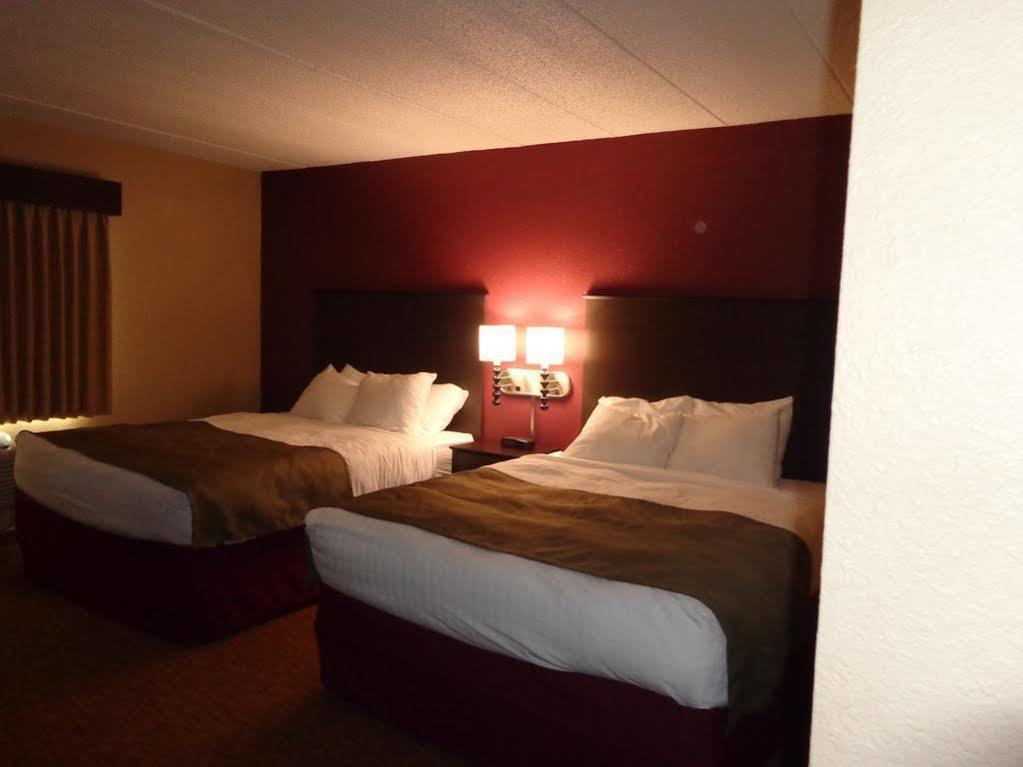 Americinn By Wyndham Osceola Εξωτερικό φωτογραφία